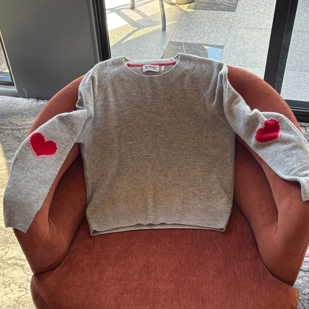 Grey Cashmere Heart Elbow-Patch Sweater with Red Hearts - Women